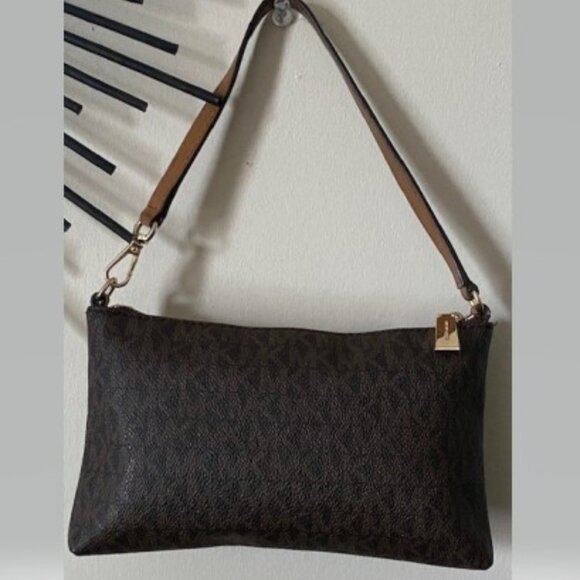 Michael Kors Monogram Mini - Picture 3 of 4